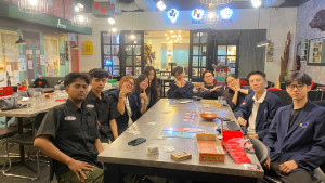 Mahasiswa Program Studi Sistem Informasi Universitas Jayabaya mengadakan pertemuan dengan mahasiswa Program Studi Bisnis Digital Universitas Bunda Mulia